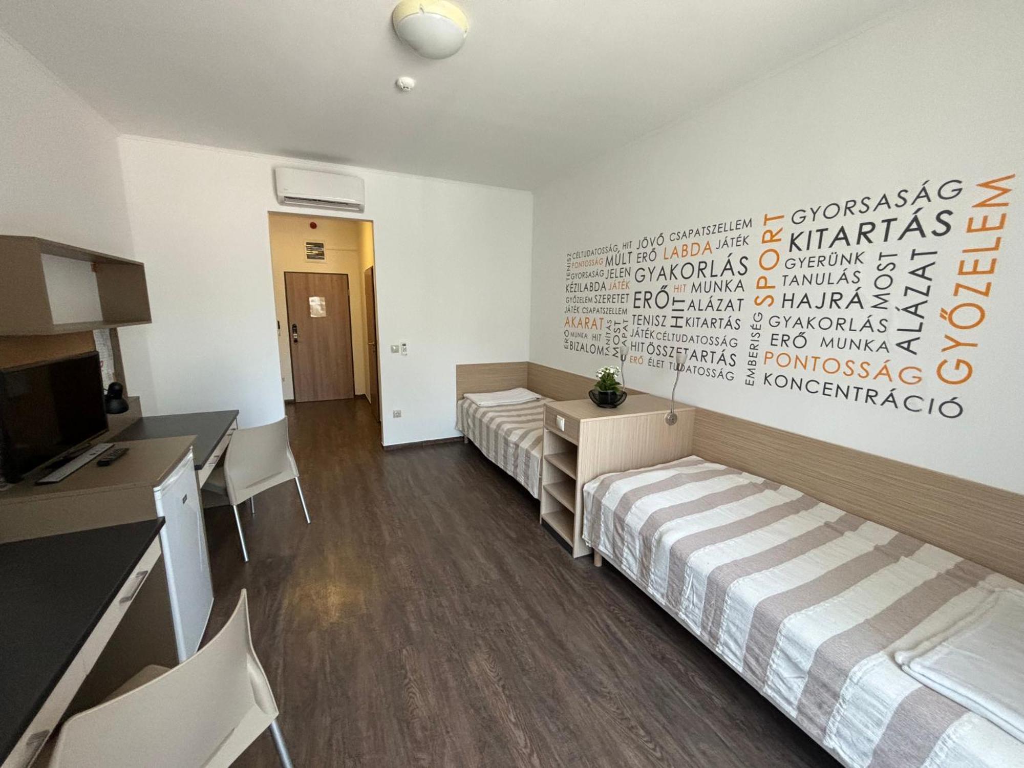 Skc Siofok Aparthotel Екстериор снимка